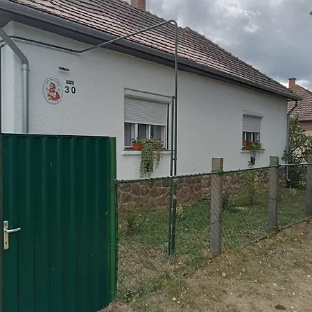 Zsoka Mama Kuckoja 2*